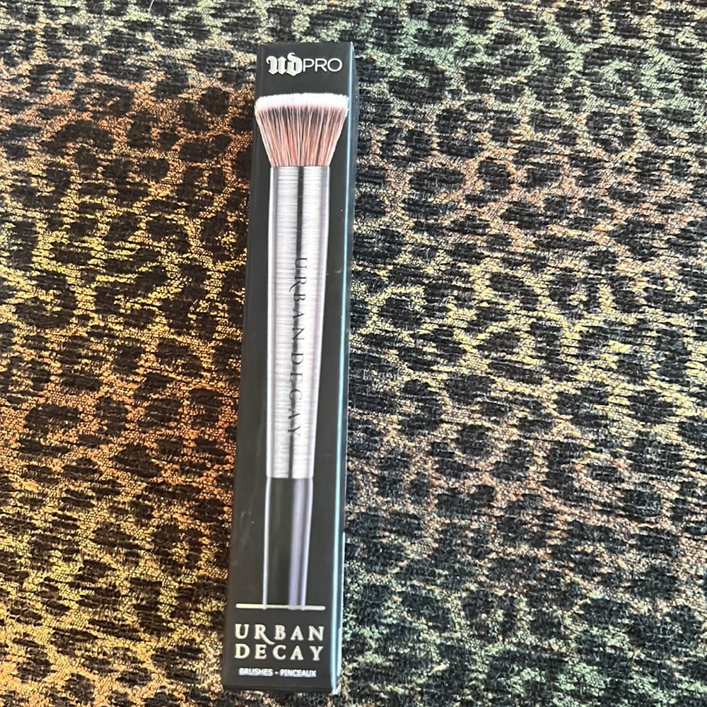 UDpro diffusing highlighter brush - Picture 3 of 5
